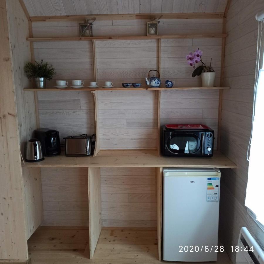 Une Tiny House A Decouvrir Au Coeur De La Cite ! Contrexeville Luaran gambar